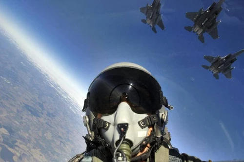 [ẢNH] Phòng không Nga buộc Israel đình chỉ vô thời hạn các cuộc tấn công Syria?