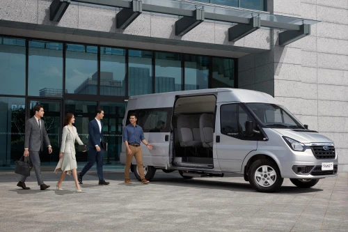 Ford Transit mới bán từ ngày 18/1/2022, giá 845 triệu đồng