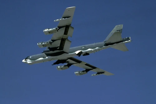 [Info] Iran ra cảnh báo sắc lạnh nhắm vào ‘pháo đài bay’ B-52 Mỹ 