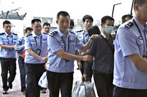 Quan tham Trung Quốc “biến mất” cùng 225 triệu USD tiền vay