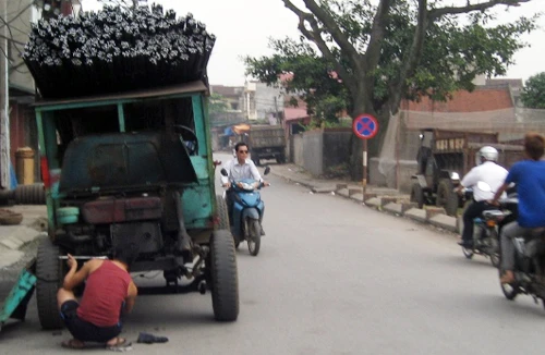 “Hung thần” tung hoành do phường thu phí (?!)