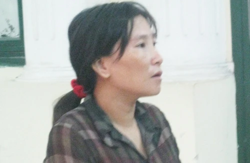 Bán người qua biên giới để “đổi” con 