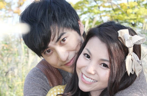 Á hậu “Việt Nam Hoàn cầu” khoe giọng hát 