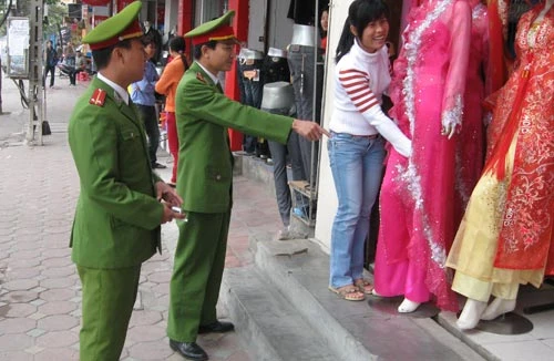 Không để tái lấn chiếm lòng đường, vỉa hè 