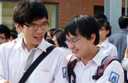 Nên có bộ sách chính thống