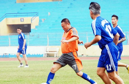 Công an HN tái ngộ Xây dựng HN ở chung kết