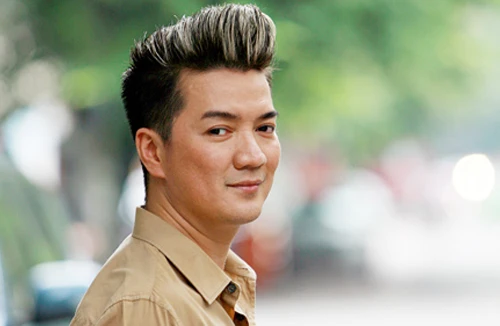 Đàm Vĩnh Hưng kéo “học trò” ra Hà Nội