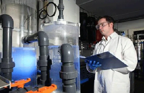 Chế xăng từ không khí 