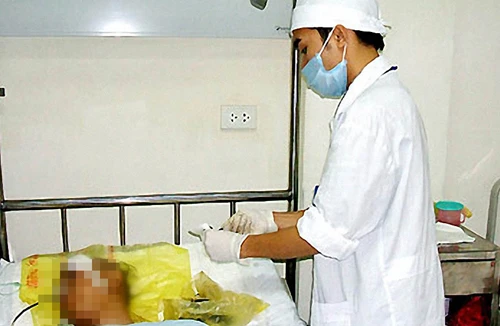 Tử vong tăng cao do ngộ độc rượu 