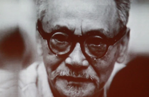 Những người nổi tiếng không biết đi xe đạp