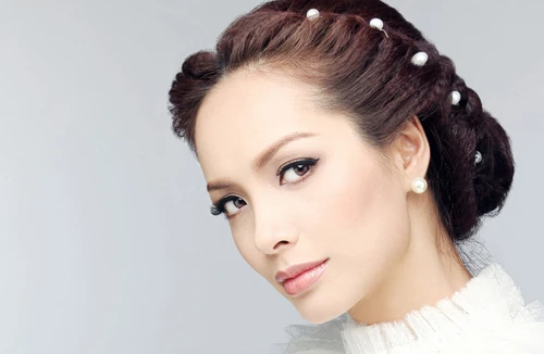 Người mẫu không phải chỉ có… chân dài