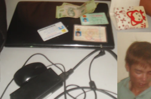 Đi cướp để mua quà tặng người yêu 