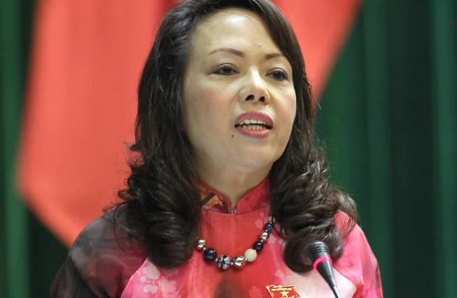 Quản lý giá thuốc: “Vừa đá bóng vừa thổi còi” 