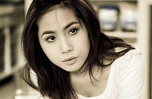 Ca sĩ Thủy Tiên: Tìm thấy “một nửa” từ quá khứ