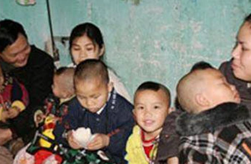 Tỉnh táo để tránh “bẫy” buôn người 