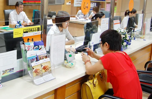 Lãi suất huy động đảo chiều