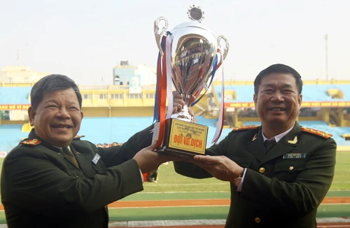 Vẫn tài hoa như ngày nào