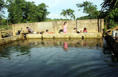 Thực hư giếng thần xứ Mường và khúc gỗ “trấn” long mạch