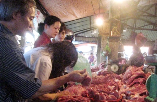 “Bội thực” thông tin về thực phẩm “bẩn"