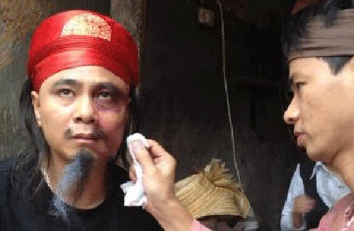 Phim Tết 2013 - Cười là chính