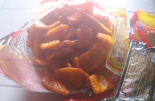 Thực phẩm… đầu độc trẻ em