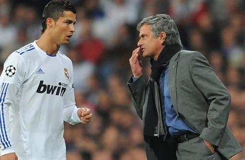 PSG mơ “chiếu trên” 