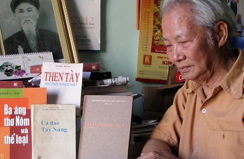 Nhà thơ Triều Ân: Càng già càng viết khỏe