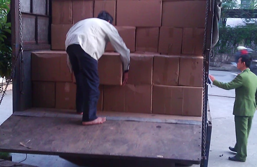 Giải “độc” cho người tiêu dùng: “Hô biến” thành hàng sạch 