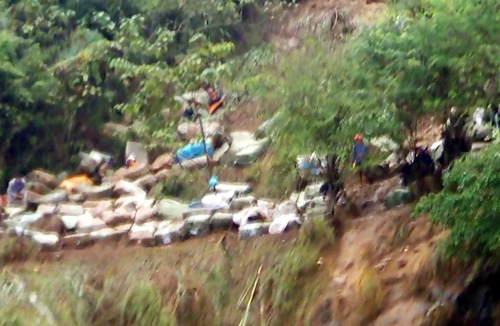 Thâm nhập điểm nóng vùng biên 