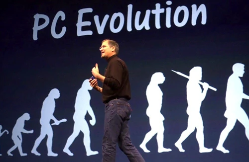 Một năm không có Steve Jobs: Apple vẫn gặt hái thành công