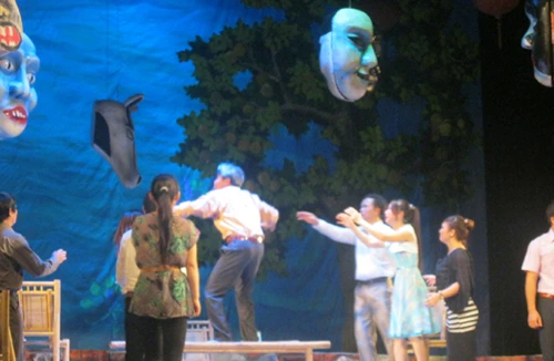 Cải lương Bắc giành giải Vàng 