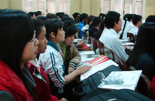 Siết chặt bồi hoàn phí đào tạo 