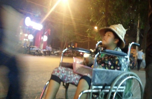 Phải phạt nặng kẻ trục lợi trẻ em