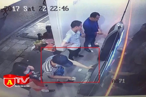 Bộ Công an cảnh báo tình trạng dùng thẻ ngân hàng giả để trục lợi