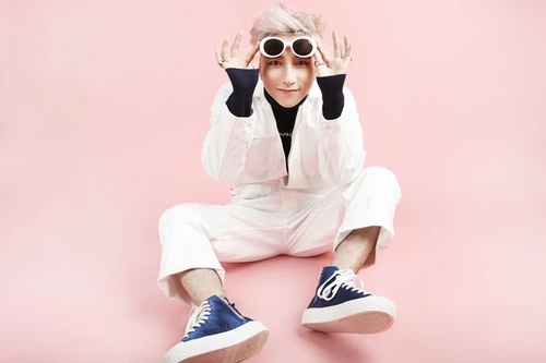 Sơn Tùng M-TP muốn mừng sinh nhật xuyên Việt với người hâm mộ