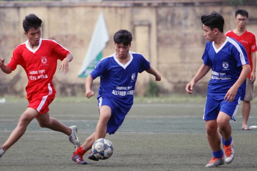 Kết quả, hình ảnh thi đấu lượt cuối vòng bảng giải bóng đá học sinh THPT Hà Nội