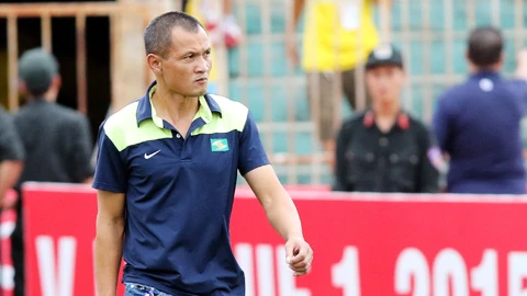 SLNA chấp nhận cho ông Ngô Quang Trường thôi chức HLV trưởng