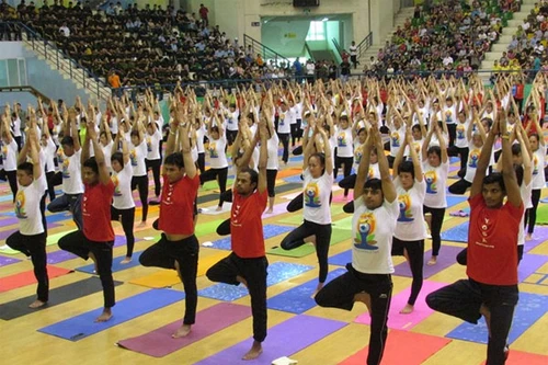 Ngày Quốc tế yoga tại Hà Nội