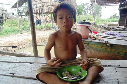 Lay lắt ở Biển Hồ 