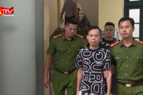 Bắt khẩn cấp 6 đối tượng đánh bạc, ghi lô đề qua mạng với số tiền “cực lớn”