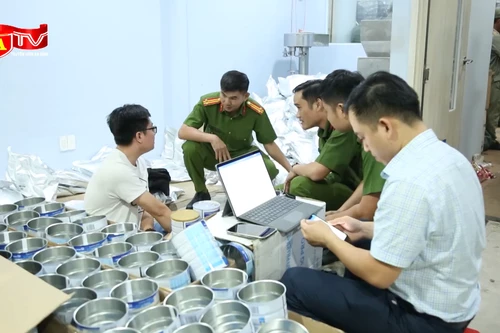 Triệt phá đường dây sản xuất sữa giả các thương hiệu nổi tiếng 