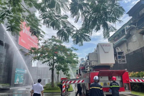 Diễn tập chữa cháy và cứu nạn, cứu hộ tại Tổ hợp thương mại Sun Grand City Acora Residence