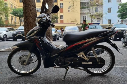 Ai là chủ sở hữu xe máy Honda wave RSX?