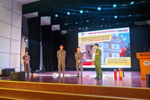 Nâng cao vai trò của lực lượng dân phòng và người đứng đầu các cơ sở trong PCCC và CNCH