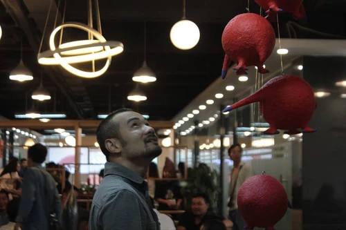 Ngưng đọng những thời khắc đẹp nhất của thiên nhiên trong triển lãm điêu khắc "Mùa hoa và chim"