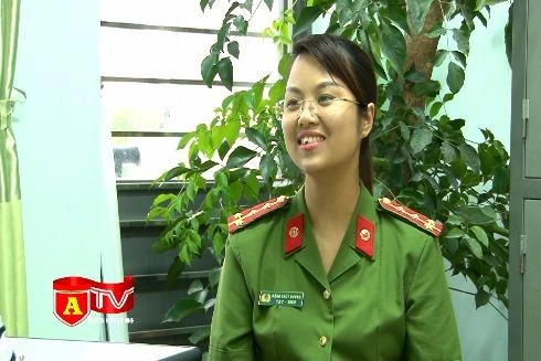 Nữ trinh sát với những "vai diễn" chuyên nghiệp