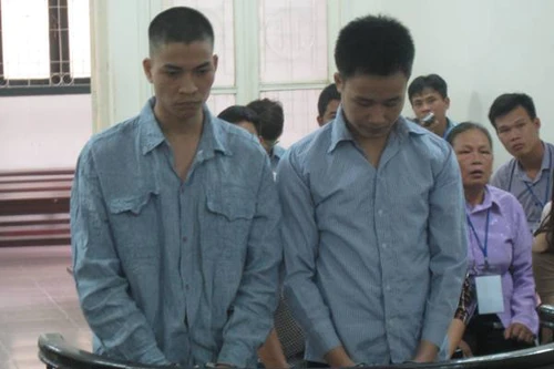 Buôn bán linh kiện bình nước nóng giả, vừa mất của vừa phải ngồi tù