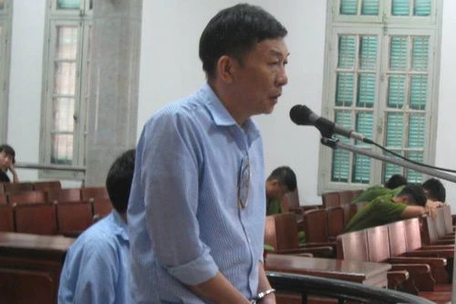 Bị cáo cầm đầu ô nhóm tội phạm kinh doanh đa cấp "bậy" chối tội