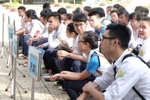 Kỳ thi THPT quốc gia: Đỗ thấp cũng không thi lại lần 2