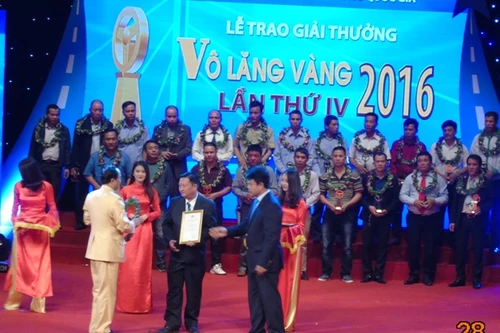 Trao 85 giải "Vô lăng vàng" cho 26 tập thể và 59 cá nhân